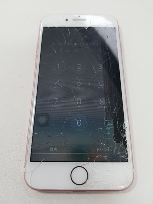 修理前：『iPhone6s』ガラスが割れてしまって液晶にシミが出てしまっていても大丈夫！